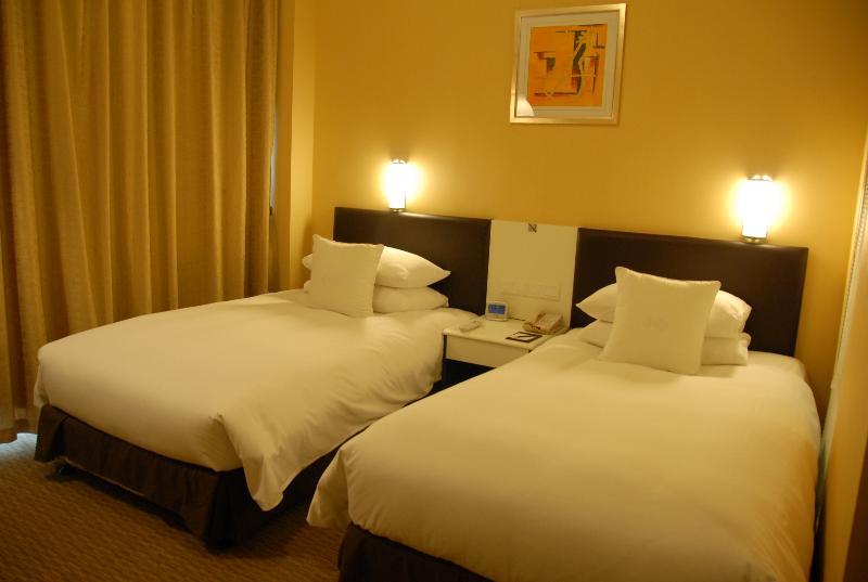 Gloria Plaza Hotel Kangqiao Xangai Exterior foto