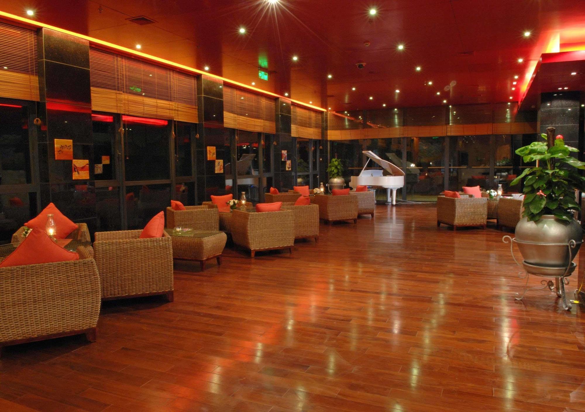 Gloria Plaza Hotel Kangqiao Xangai Restaurante foto